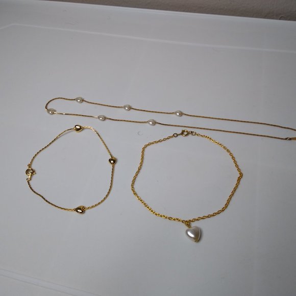 Lot Of 3 Heart Bead Jewelry 2 Ankle Bracelets 1 Necklace - Picture 2 of 16